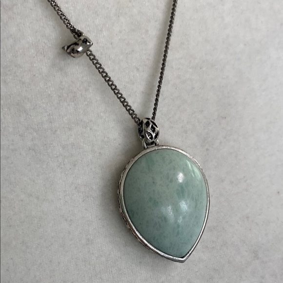 Fossil Turquoise Teardrop Stone Silver Necklace with Bird Charm Accent Vintage - Picture 4 of 16